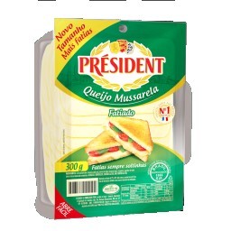 Queijo Mussarela Fatiado Président 300g